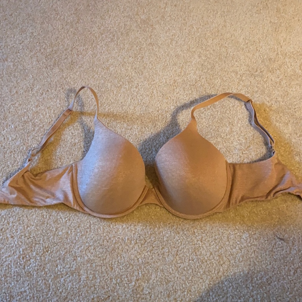 Victoria’s Secret Nude Uplift Semi Demi Bra
